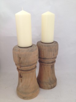 Chunky Elm Candlestick/holder
(candles not included)